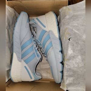 Adidas ZX 1K Boost in Women's size 9 (41 1/3)
